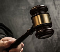 青岛民事诉讼如何选择合适的律师